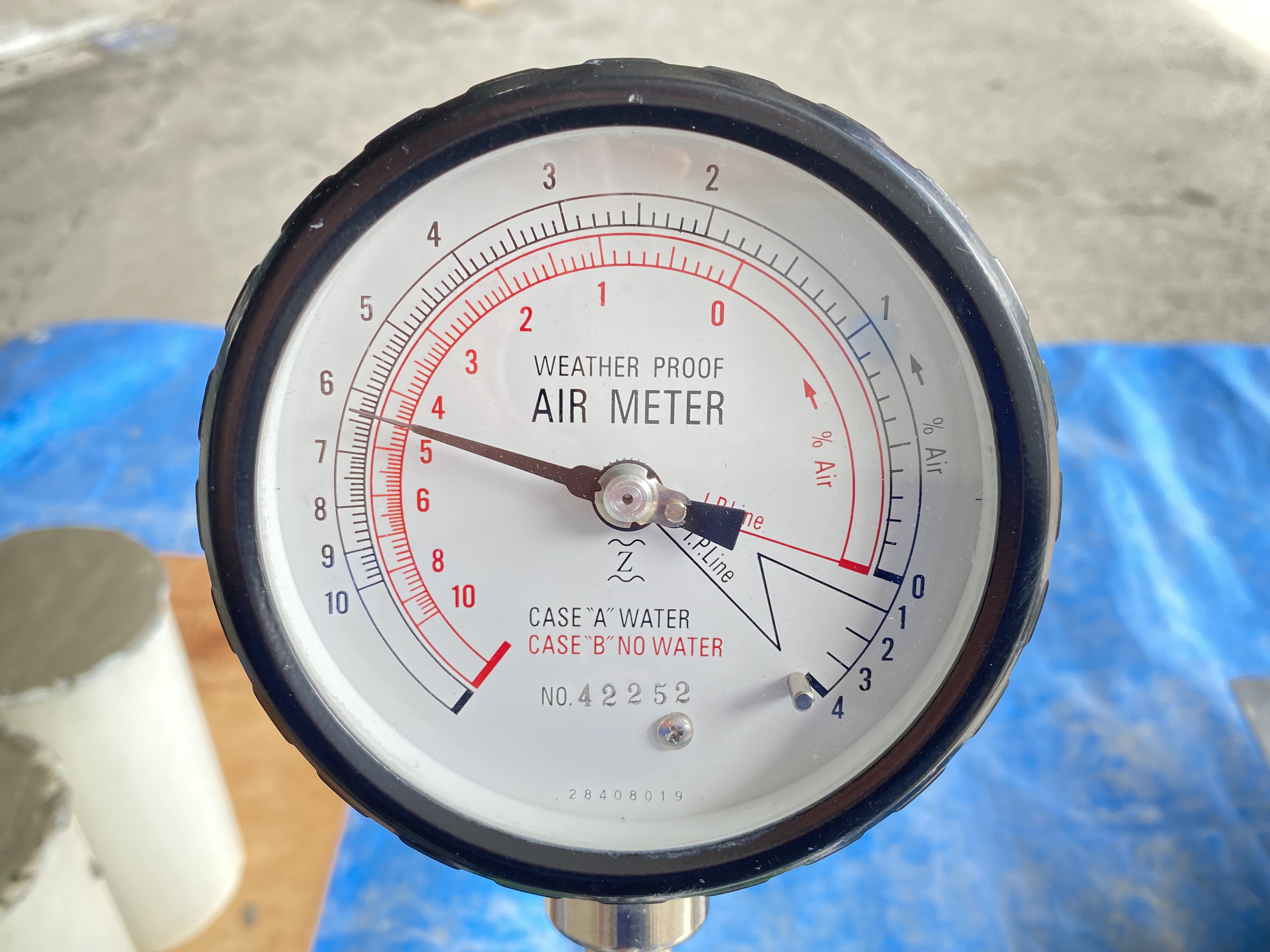 JIS A 1128 フレッシュコンクリートの空気量の圧力による試験方法 －空気室圧力方法